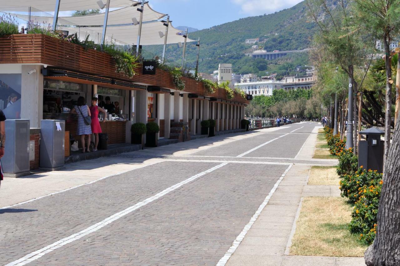 Capofortuna B&B Salerno Centro Dış mekan fotoğraf